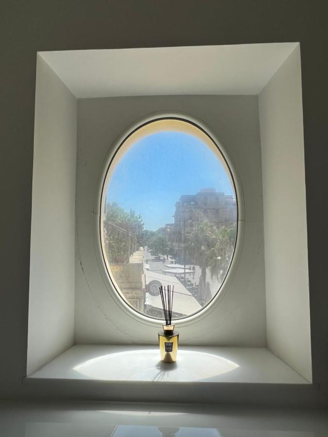 Rome, Beautiful Apartment In A Vintage Building Lido di Ostia Exteriör bild