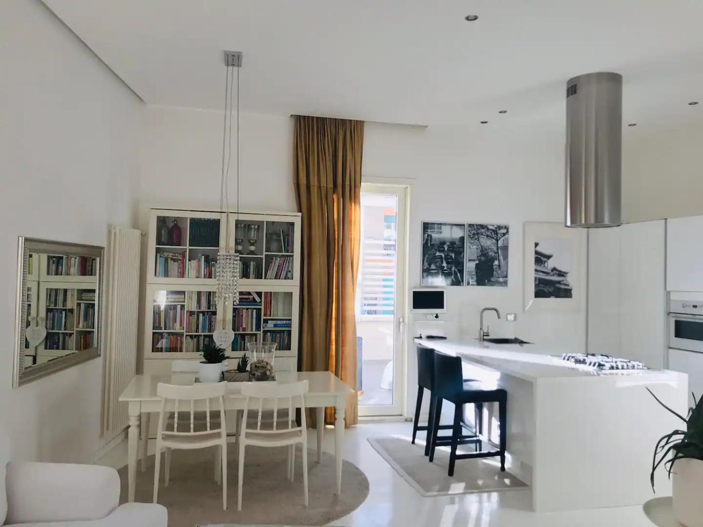 Rome, Beautiful Apartment In A Vintage Building Lido di Ostia Exteriör bild